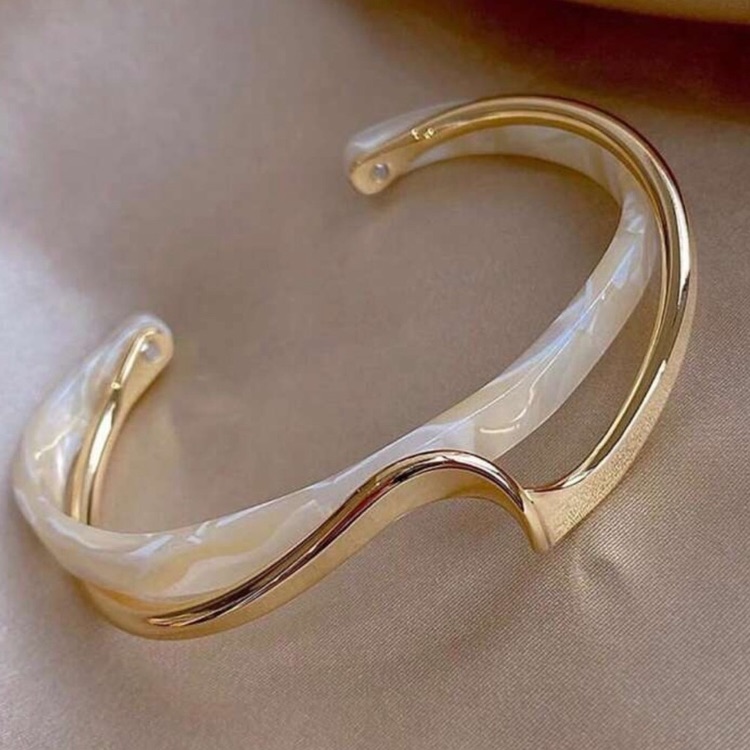 Double 18k Gold Plated Wave Bangle